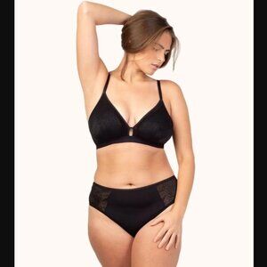 Lively‎ The Smooth Lace Busty Bralette Jet Black 2